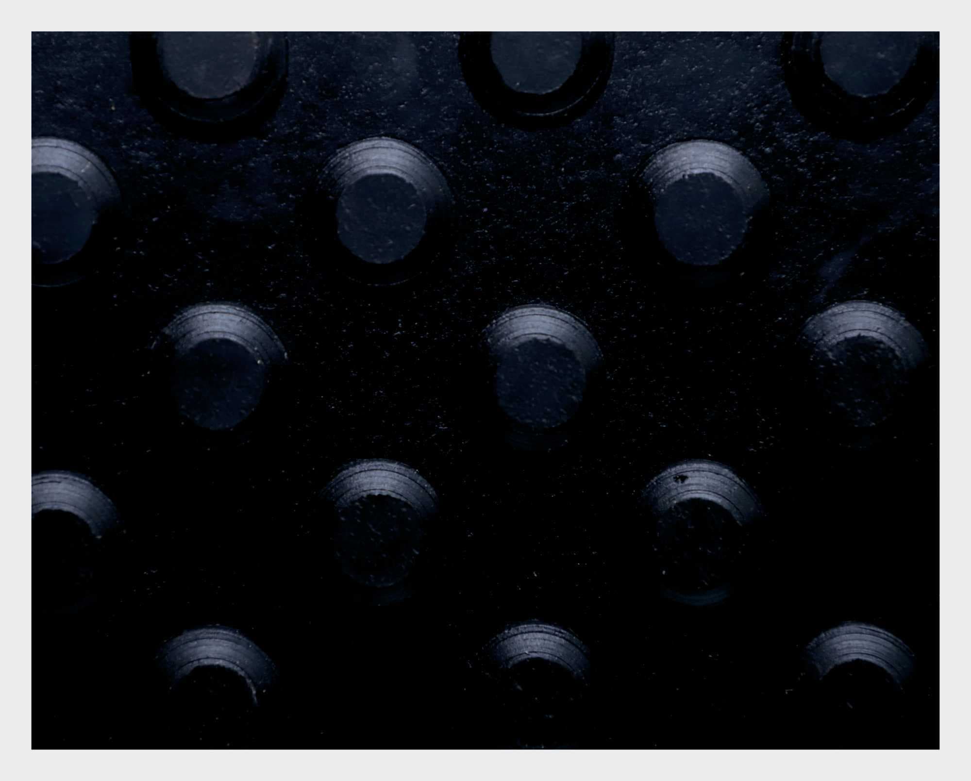 Button Type Lagging