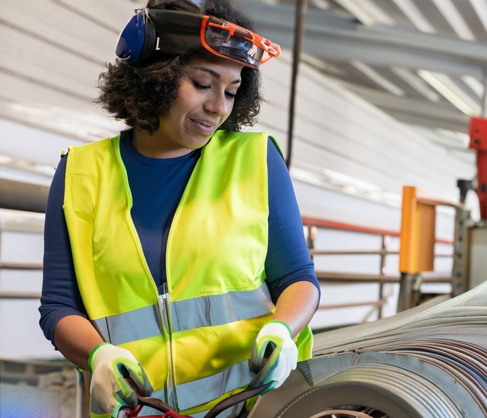 How can you prevent slipping belts in a pulley system?